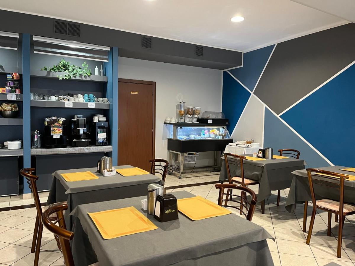 Hotel Bussana Porto Tolle Εξωτερικό φωτογραφία