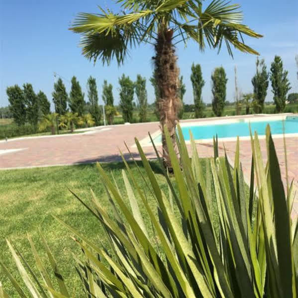 Hotel Bussana Porto Tolle Εξωτερικό φωτογραφία