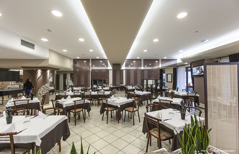 Hotel Bussana Porto Tolle Εξωτερικό φωτογραφία